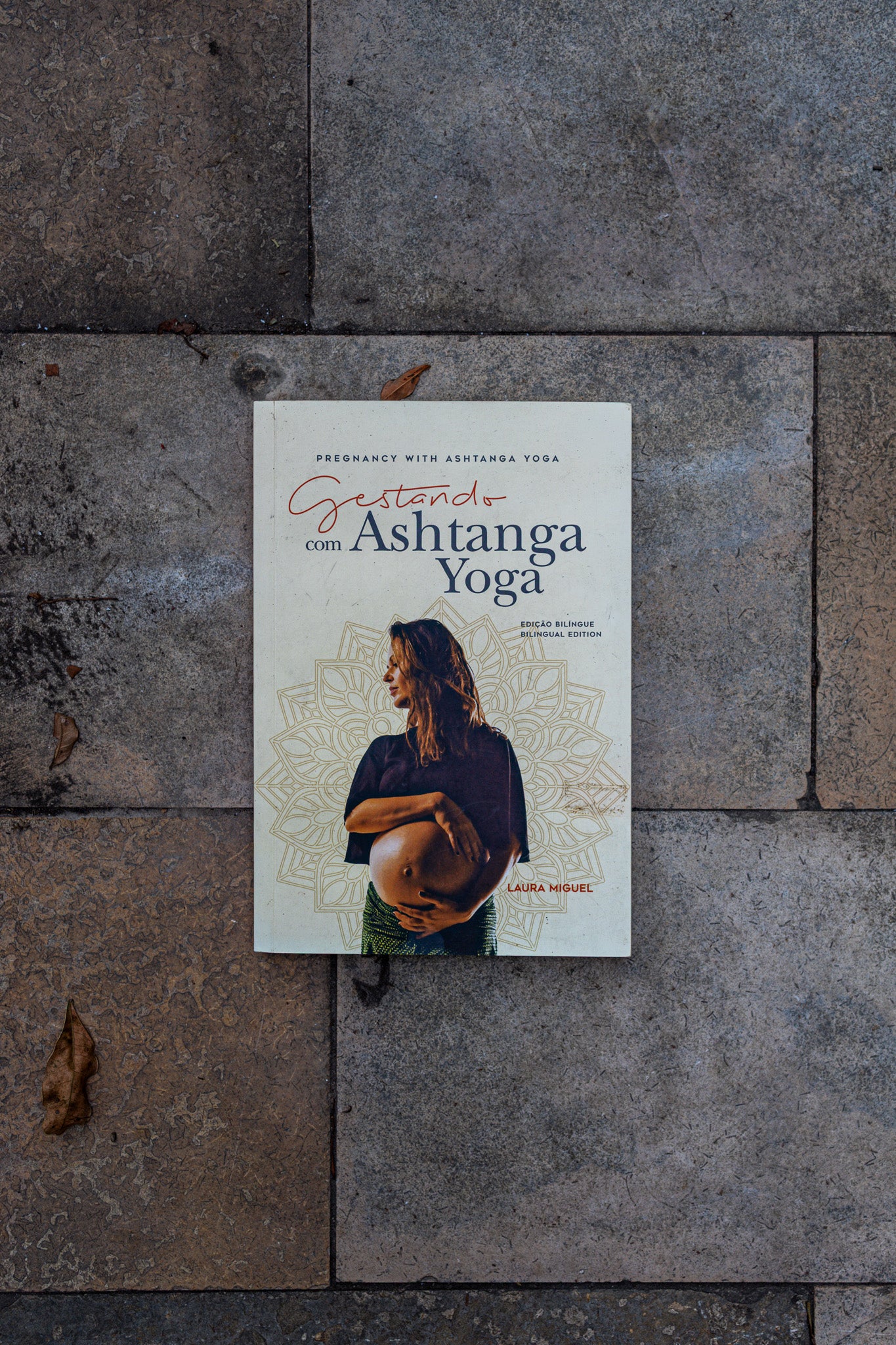 Gestando com Ashtanga Yoga de Laura Miguel